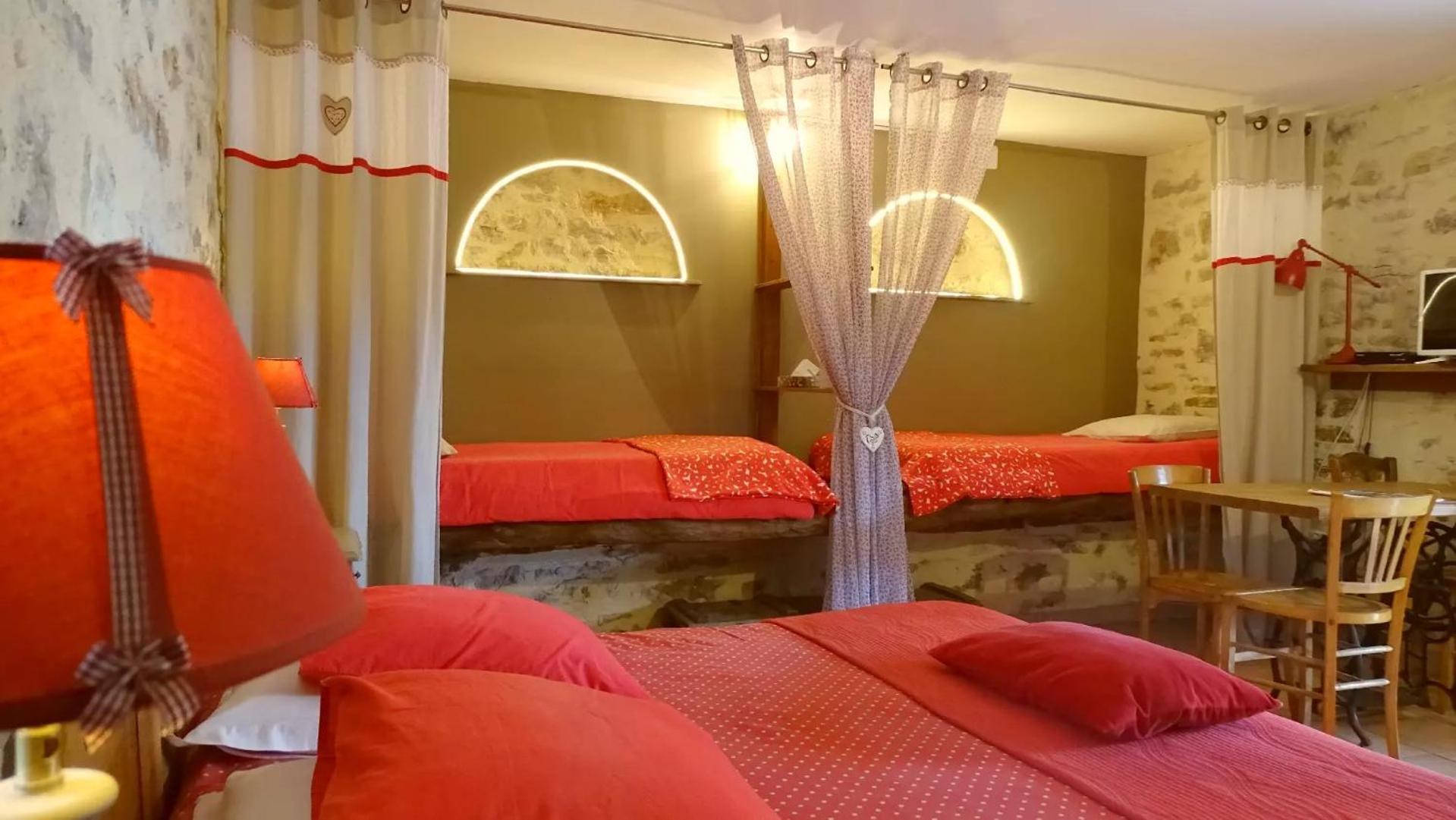Chambres D'Hotes La Combe De Redoles Tour-de-Faure Buitenkant foto